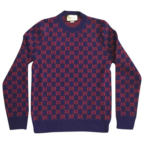 gucci maglione uomo blu rosso|Maglione in lana con patch Gucci in blu .